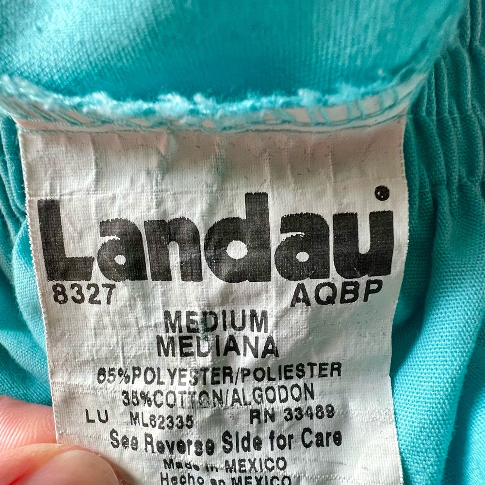 Landau Aqua or Pistachio Green Scrub Set Top Bottoms Size Medium - Picture 10 of 15